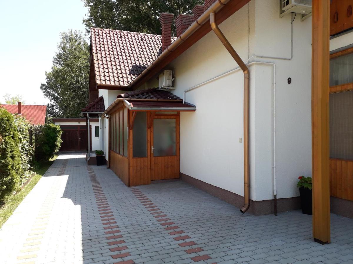 Beatrix Ueduelohaz Villa บาลาทอนเบรีน ภายนอก รูปภาพ